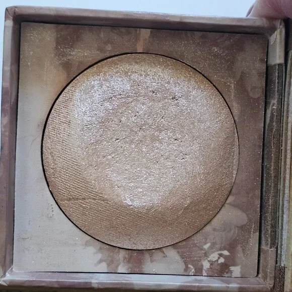 2 x Urban Decay LUMINOUS Shimmering Powder For Face and Body